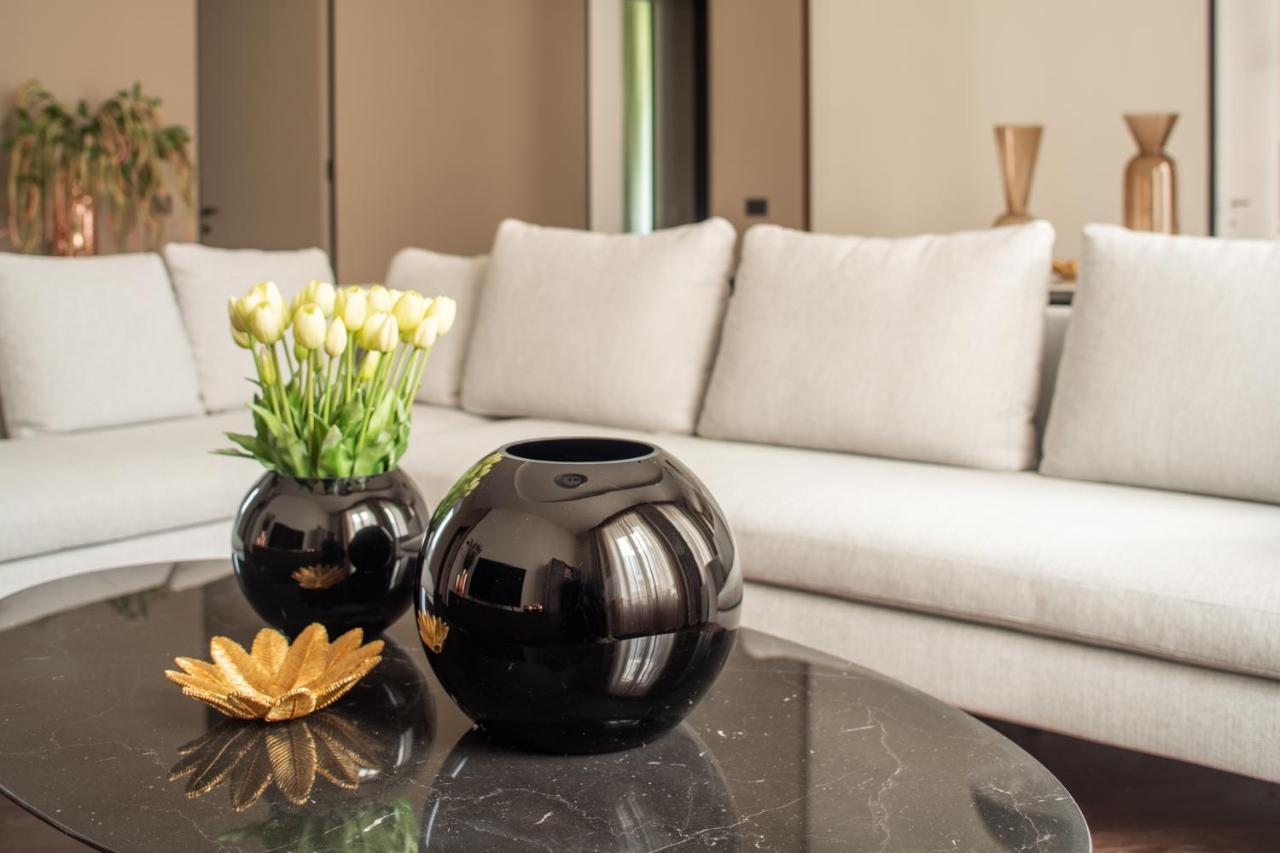 Sant'Ambrogio Luxury Apartment R&R Milano Dış mekan fotoğraf
